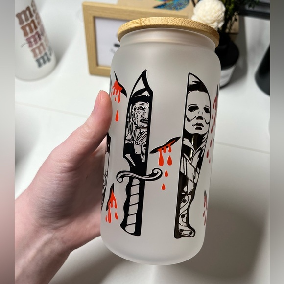 Frosted Glass Tumbler with Horror Knife Design - Picture 5 of 6